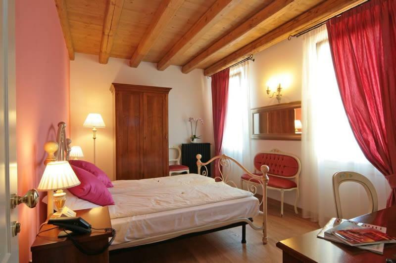 Locanda Al Ponte De Fero Jesolo Eksteriør billede
